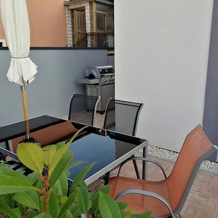 Punta Mary House With Apartment Umag Luaran gambar