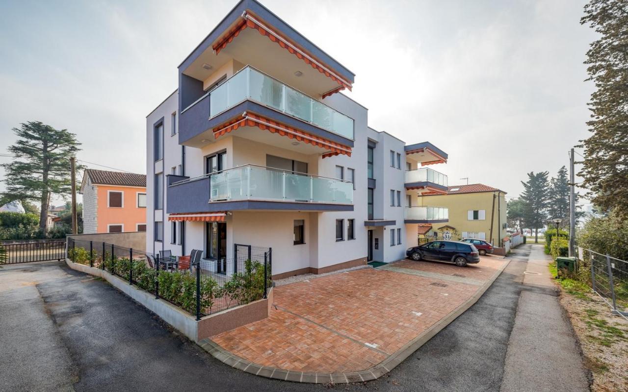 Punta Mary House With Apartment Umag Luaran gambar