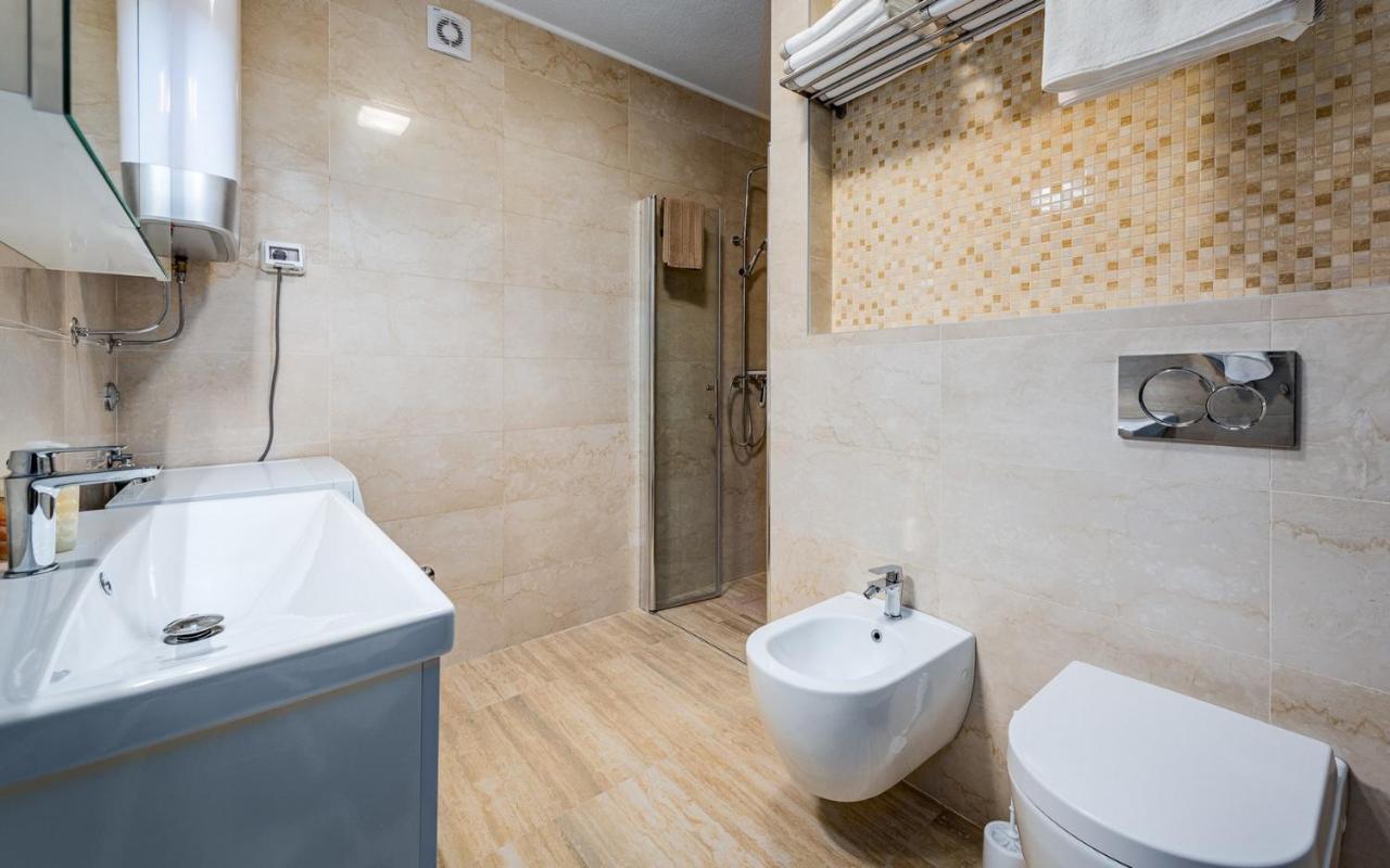 Punta Mary House With Apartment Umag Luaran gambar